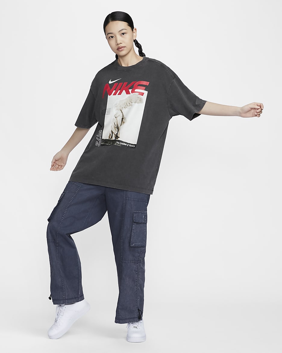 Nike Sportswear Women s Oversized T Shirt